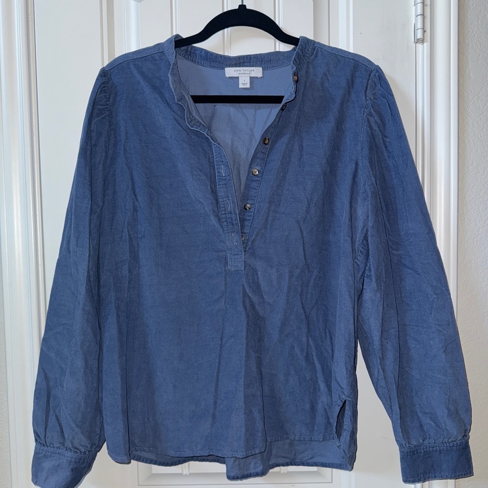 Ann Taylor Blue Button-Front Casual Shirt